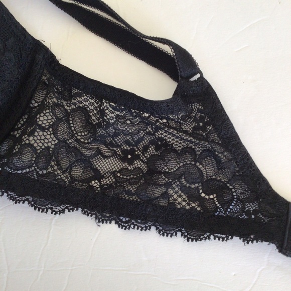 VICTORIAS SECRET DREAM ANGELS PUSH UP BRA SATIN AND LACE SIZE 32D - Picture 16 of 16